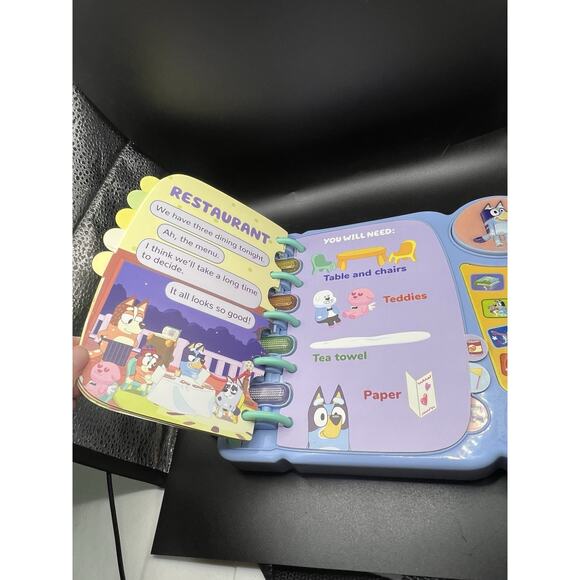 VTech 80-541200 Bluey Bluey's Book of Games Plays Music, Lights Flash & Talks - Picture 7 of 9